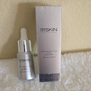 111SKIN Hyaluronic Acid Aqua Booster - Silver
